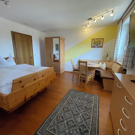 Casa de hóspedes Gaestehaus Gastl