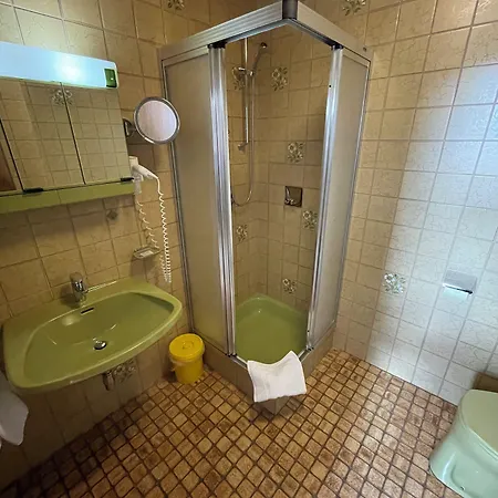 Casa de hóspedes Gaestehaus Gastl