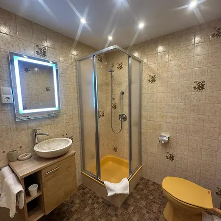 Konukevi Gaestehaus Gastl Mieming