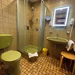 Affittacamere Gaestehaus Gastl 3*