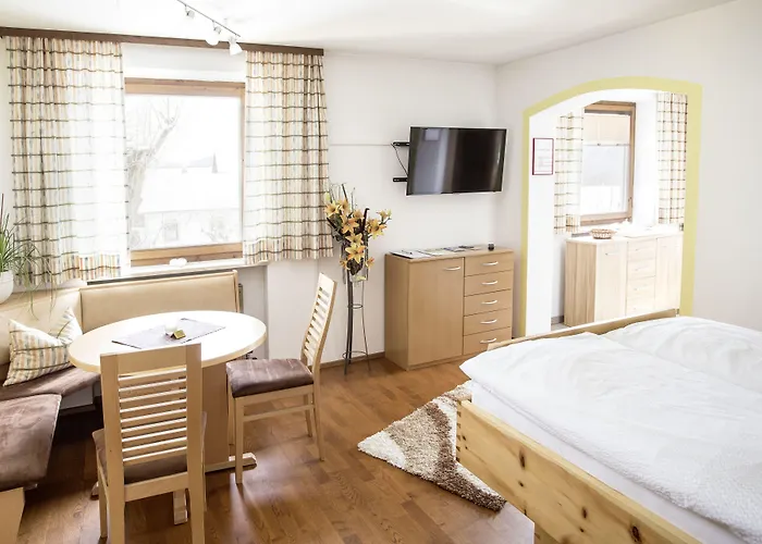 Gaestehaus Gastl Vendégház 3*